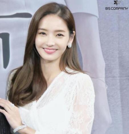 韓彩英現(xiàn)在怎么樣了?